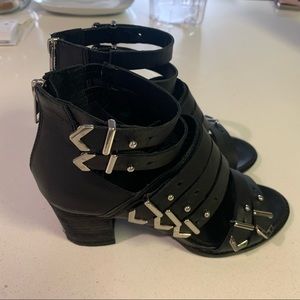 Size 6 Shelly’s London Strappy Sandal w/ Block Wedge